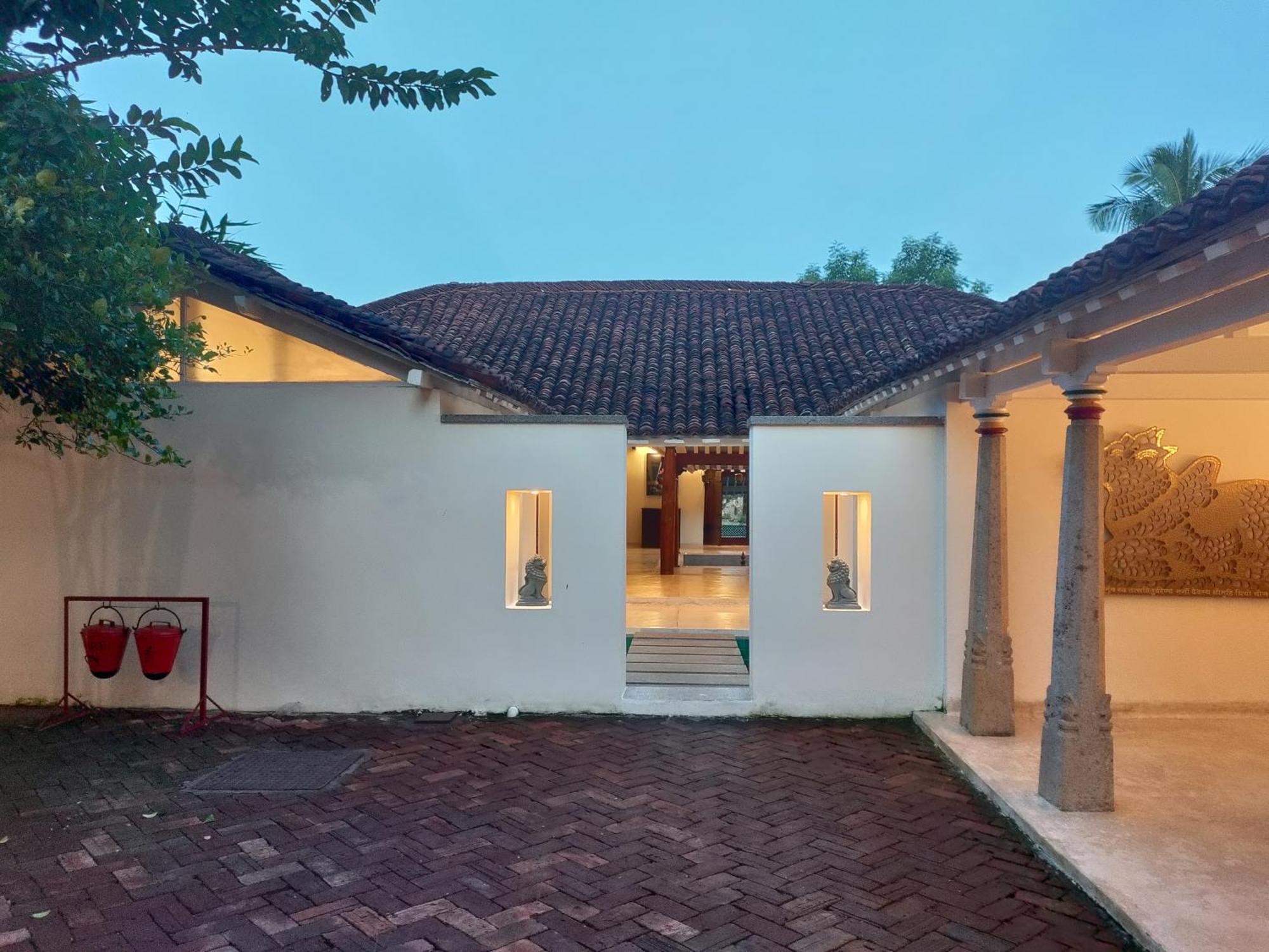 Mangala Heritage By Luxunlock Private Villas Tirukkannapuram Exterior foto